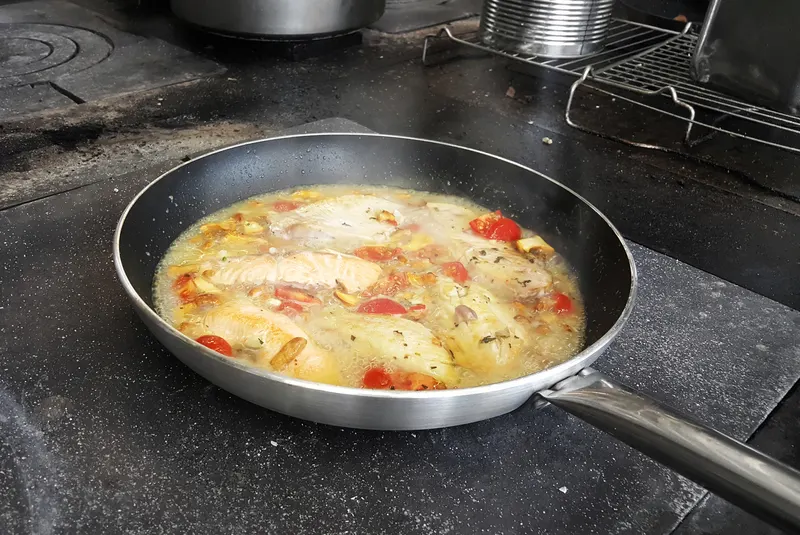 Fisch aus der Pfanne